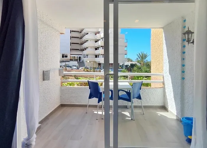 Estudio Borinquen Near The With Pool 아파트 아데제